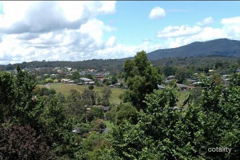 18 Struan Ave, Mooroolbark, VIC 3138