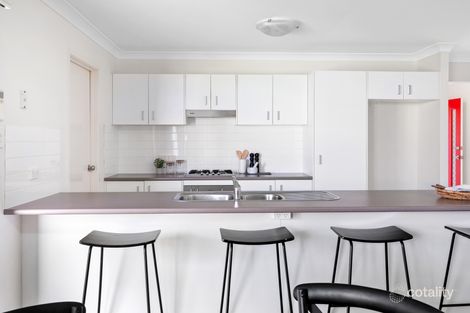 Property photo of 13 Portabello Crescent Thornton NSW 2322
