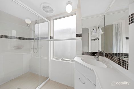 Property photo of 1 Wentworth Street Cranbourne North VIC 3977