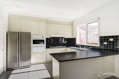 Property photo of 1/31 Mavho Street Bentleigh VIC 3204