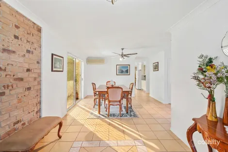 Property photo of 8 Blackbean Court Elanora QLD 4221