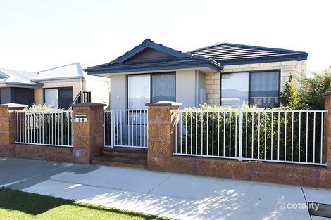 Property photo of 18 Protea Way Banksia Grove WA 6031