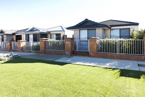 Property photo of 18 Protea Way Banksia Grove WA 6031