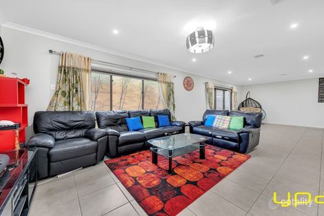 12 Ferrari Dr, Cranbourne East, VIC 3977