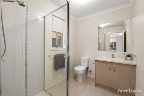 Property photo of 82 Wheelers Park Drive Cranbourne North VIC 3977