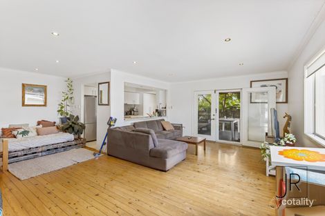 Property photo of 8 Naranga Avenue Broadbeach Waters QLD 4218