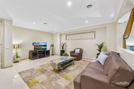 Property photo of 3 Ultimo Walk Taylors Hill VIC 3037