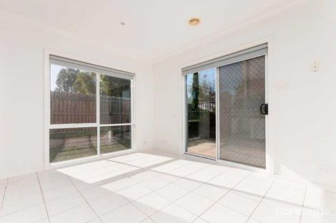 Property photo of 10 Portland Place Roxburgh Park VIC 3064