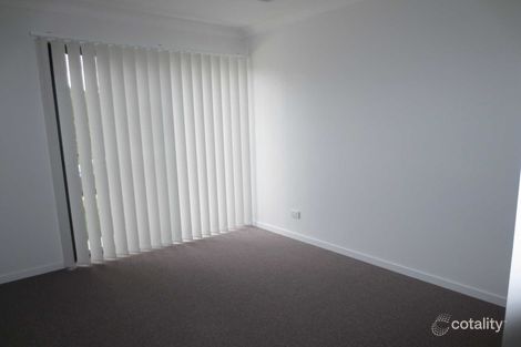 Property photo of 2/17 Chrome Drive Pimpama QLD 4209