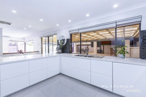 Property photo of 11 Herreshoff Ramble Ocean Reef WA 6027
