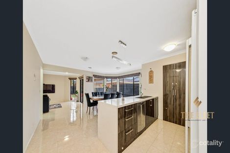 Property photo of 36 Baden Powell Drive Tarneit VIC 3029