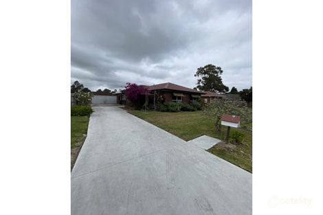 Property photo of 118 Fountain Drive Narre Warren VIC 3805