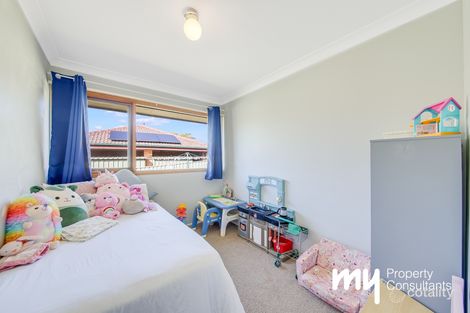 Property photo of 232 The Parkway Bradbury NSW 2560