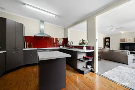 Property photo of 11 Mount Street Mount Colah NSW 2079