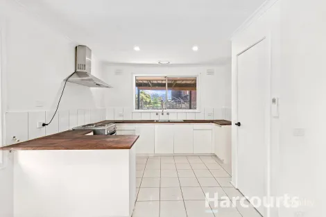 Property photo of 40 Pine Road Bayswater VIC 3153