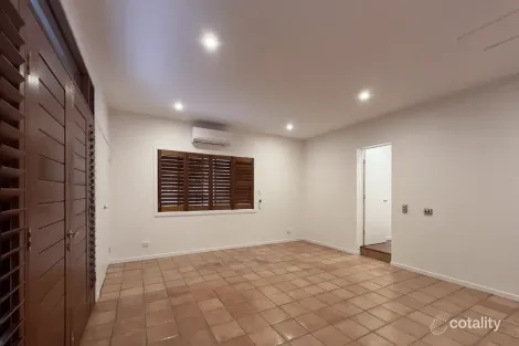 Property photo of 30 Clarkson Place Kenmore Hills QLD 4069
