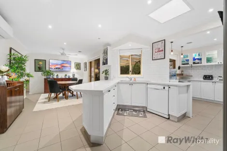 Property photo of 3 Stanton Close Narre Warren South VIC 3805