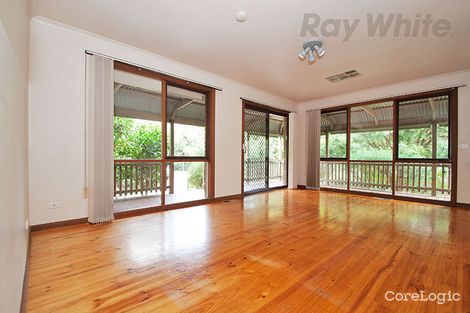 Property photo of 8 Oakbank Court Mooroolbark VIC 3138