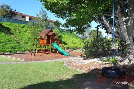 Property photo of 5/120 Highfield Drive Merrimac QLD 4226
