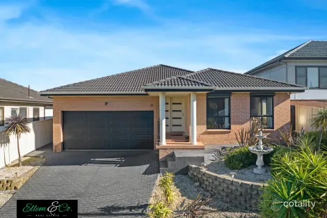 Property photo of 36 Karrabah Crescent Lake Heights NSW 2502