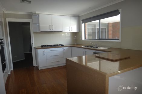 Property photo of 2 Tracie Court Sunbury VIC 3429