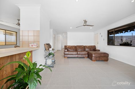 Property photo of 2/11 Huon Crescent Runaway Bay QLD 4216