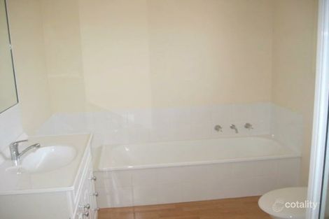 Property photo of 2/24 Powlett Street Inverloch VIC 3996
