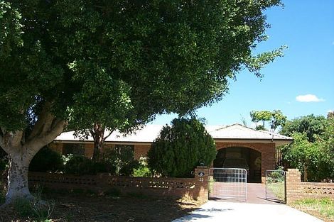 22 Edgeroi Way, Armadale, WA 6112