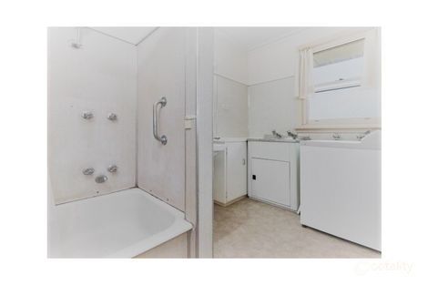 Property photo of 1/10-12 Geelong Road Torquay VIC 3228
