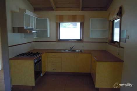 Property photo of 23 Bowen Street Woodend VIC 3442