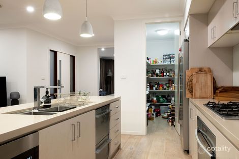 Property photo of 35 Hyslop Crescent Casey ACT 2913