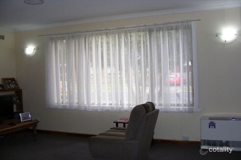 Property photo of 2/9 Bryan Avenue Colac VIC 3250