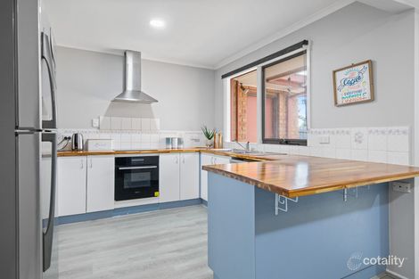 Property photo of 11 Trent Close Werribee VIC 3030