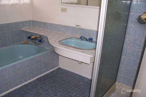 Property photo of 2 Batman Grove Mulgrave VIC 3170