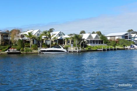 1/32 Aquarius Way, Paynesville, VIC 3880