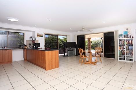 Property photo of 38 Eimeo Place Sandstone Point QLD 4511
