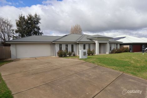 Property photo of 53 Durack Circuit Boorooma NSW 2650