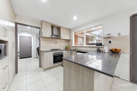 Property photo of 19 Nabilla Court Pakenham VIC 3810
