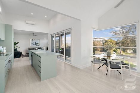 1 Hoylake Gr, Mornington, VIC 3931