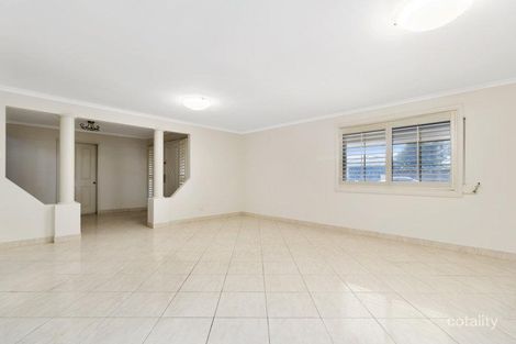 Property photo of 13 Swindon Place Chipping Norton NSW 2170
