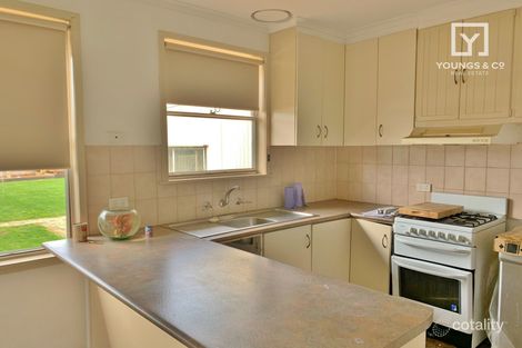 Property photo of 99 Carr Crescent Mooroopna VIC 3629