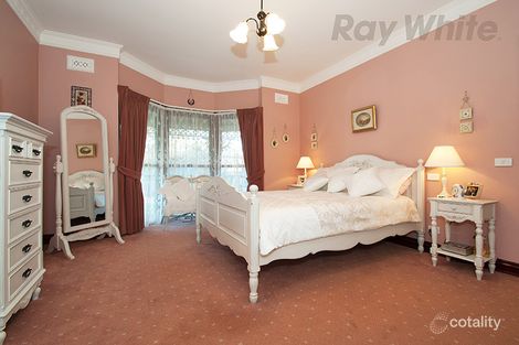Property photo of 2 McKerral Place Croydon North VIC 3136
