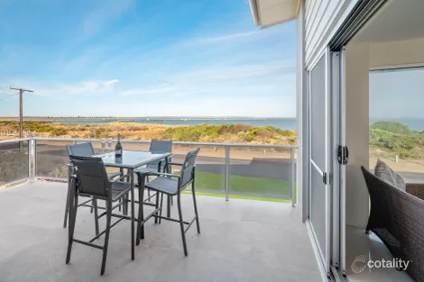 Property photo of 44 Beach Road Beachport SA 5280