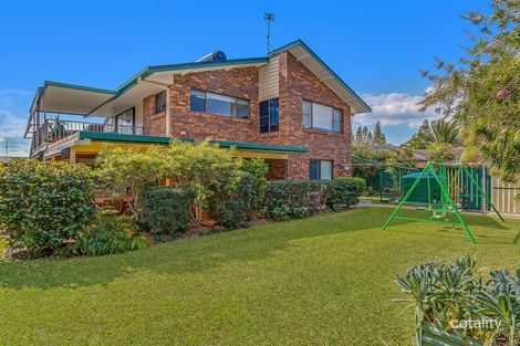 Property photo of 11 Aberdeen Avenue Benowa QLD 4217