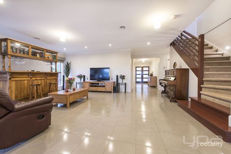 Property photo of 30 Aubisque Close Fraser Rise VIC 3336