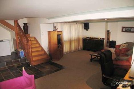 Property photo of 3 Burwood Street Turvey Park NSW 2650
