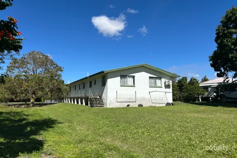 28 Fadden St, Walkerston, QLD 4751