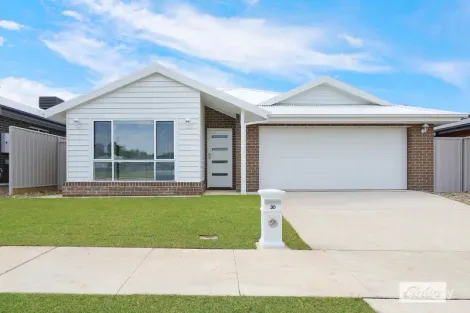 30 Unaipon St, Leneva, VIC 3691