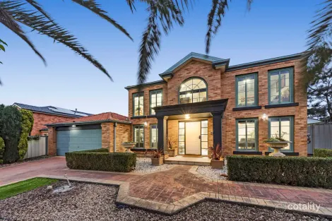 5 Colburn Ct, Hillside, VIC 3037