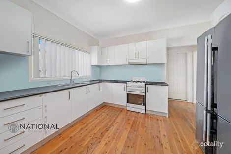 Property photo of 8 Bird Avenue Guildford NSW 2161